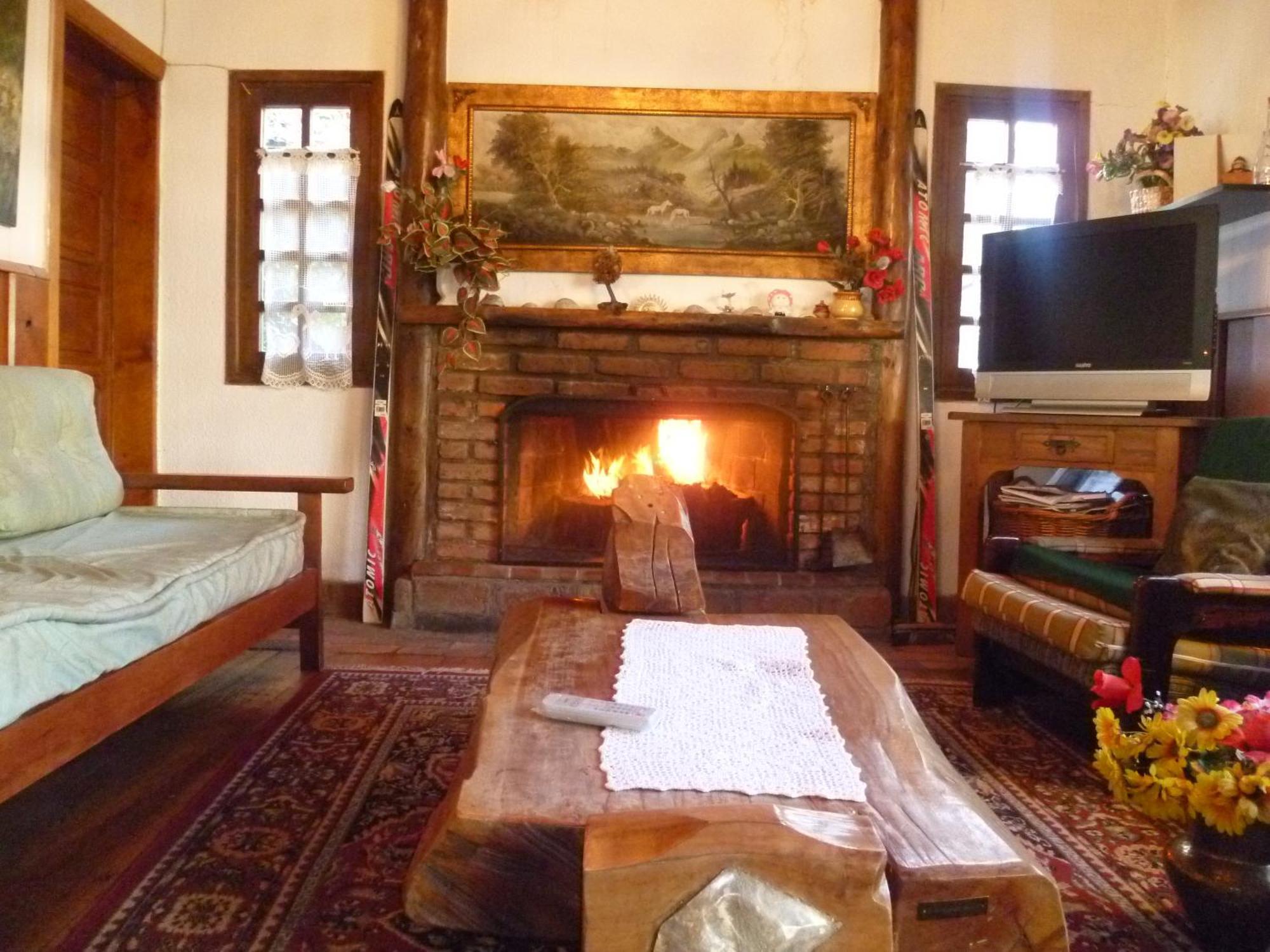 Hosteria Cumelen San Martín de los Andes Екстериор снимка